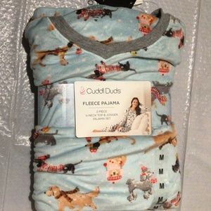 Womens V- neck Cuddl Dud pajama set , size M, Mint dog print, NWT